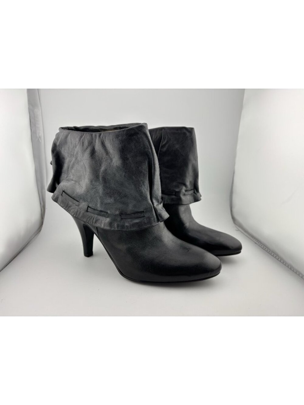 Nine West In Love Widow Victorian Women’s Size 6.5 M Black Leather Vintage Boots